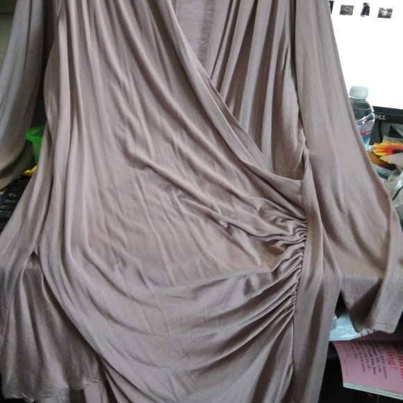 Rhonda-Shear-Long-Sleeve-Draped-Top-Size-2X - Picture 4 of 4